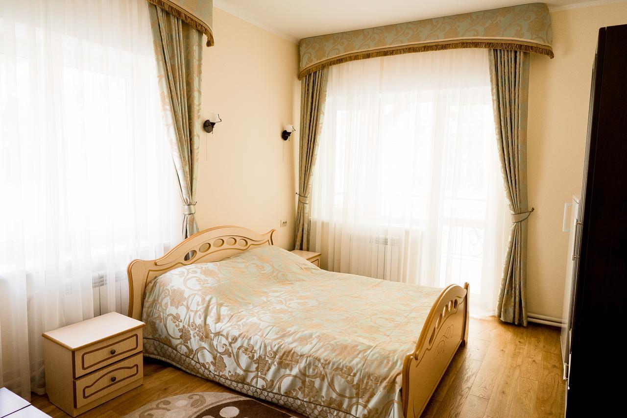 Belovezhskaya Pushcha Hotel Complex Zharkovshina Eksteriør billede